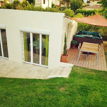 בית נופש Cabanon Vert הייר